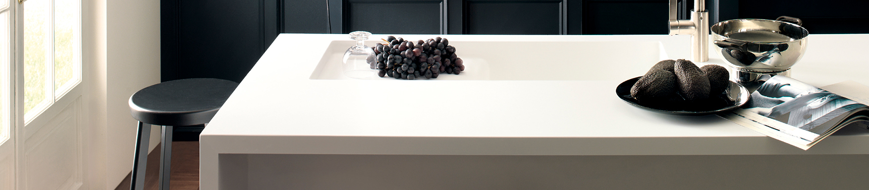 sites/corian.jp/IMG/jpg/surface-top-t.jpg