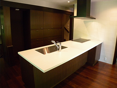 sites/corian.jp/IMG/jpg/my_style_kitchen_chic04_img01.jpg