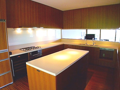 sites/corian.jp/IMG/jpg/my_style_kitchen_natural04_img01.jpg