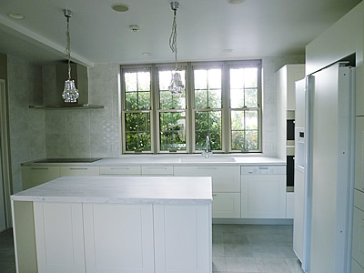 sites/corian.jp/IMG/jpg/my_style_kitchen_simple03_img01.jpg