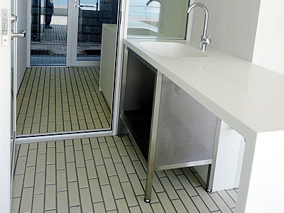 sites/corian.jp/IMG/jpg/my_style_kitchen_simple08_img01.jpg